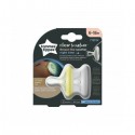 Tommee Tippee 2 Sucettes Breast Like nuit 6-18